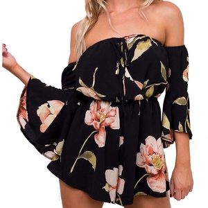 NWOT Woman’s Floral Off the Shoulder Romper, small